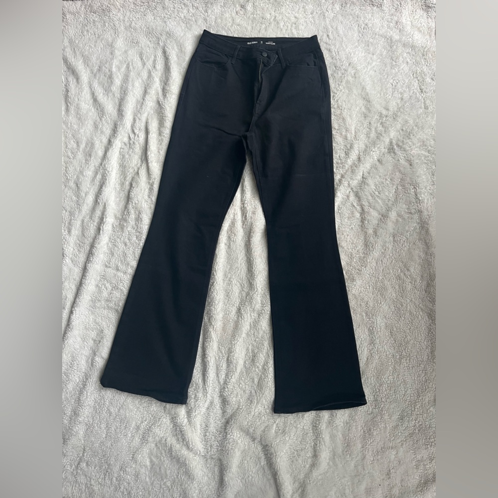 NWOT Old Navy WOW Black Flare Jeans - 10 Tall